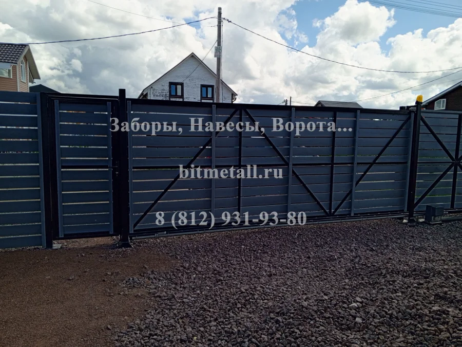 Ворота откатные с отделкой деревом. Узигонты