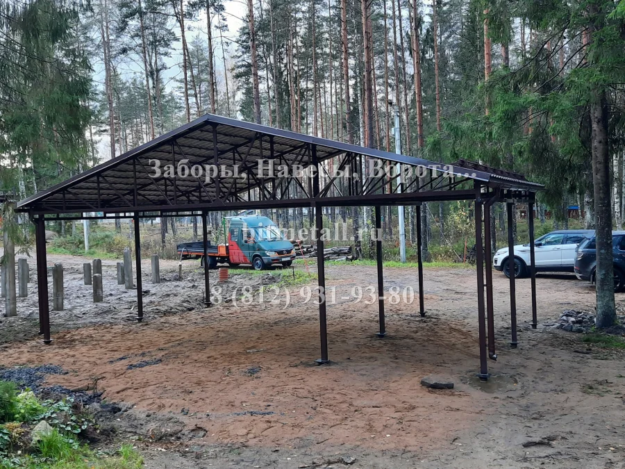 Навес двускатный 6х9 с заделом под хозблок. Лесной хутор